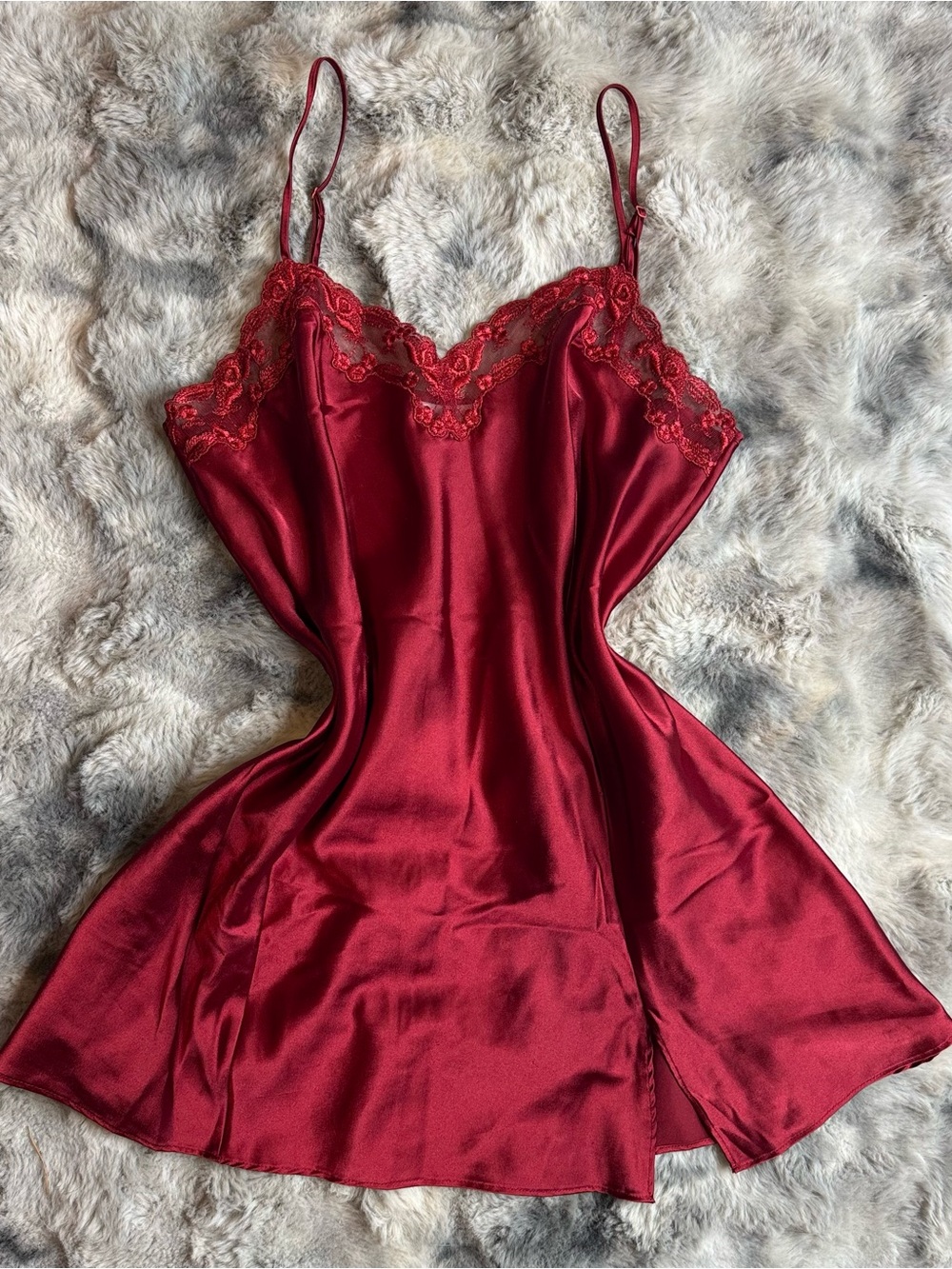 Vintage 1999 Victoria’s Secret Red Satin Lace Slip Chemise L